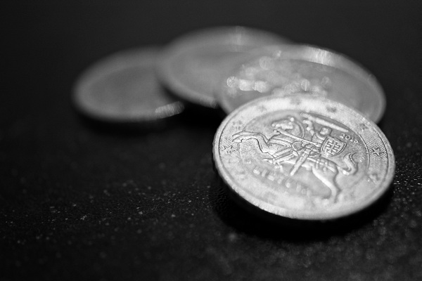 信用卡逾期結清多久可以買房?會被撤銷商業(yè)房貸嗎?
