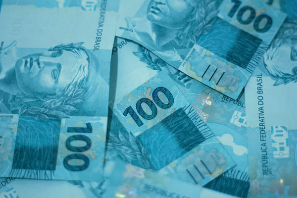 信用卡逾期金額多少會坐牢？多久被起訴？