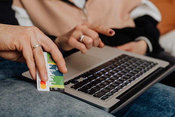 民法典信用卡逾期