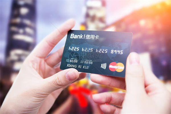 信用卡欠50萬自救方法有哪些？逾期最嚴(yán)重的后果是什么？