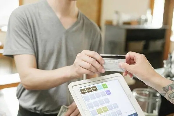 信用卡怎么看還款日和賬單日？信用卡還款日是什么意思?