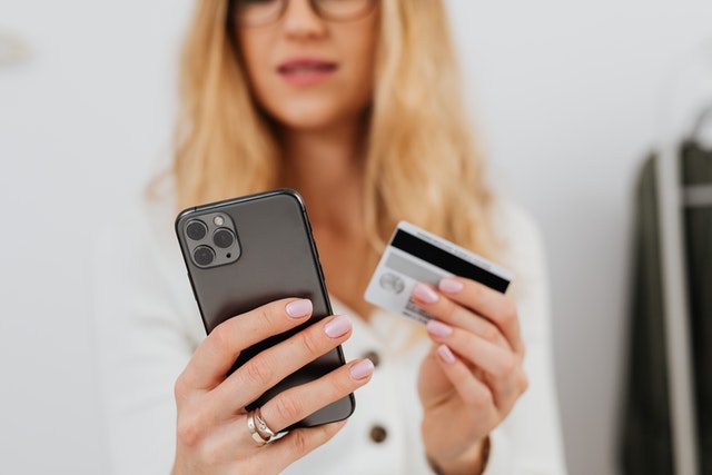 平安銀行信用卡協(xié)商電話多少？平安銀行信用卡有幾天還款寬限期？