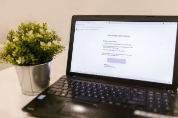 信用卡查詢欠款怎么查詢？會連累配偶嗎？