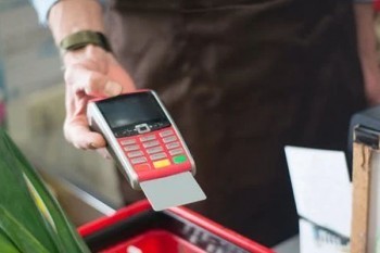 招行信用卡分期利息是多少？可以提前還款嗎？