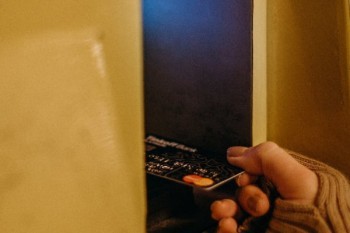 信用卡協(xié)商困難證明模板