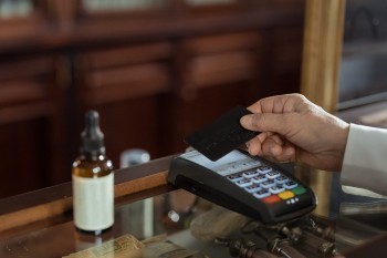 青島銀行信用卡寬限期幾天？逾期該怎么辦？