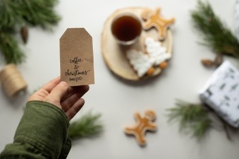信用卡止付和逾期哪個嚴重？怎么協(xié)商還款？