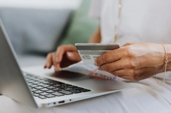 信用卡逾期一個月后果