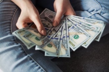 信用卡還不上怎么申請(qǐng)停息掛賬？信用卡欠錢不還會(huì)怎么樣？