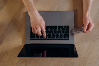 貸款逾期不還的后果？該怎么協(xié)商還款？