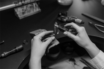 信用卡長(zhǎng)期不還會(huì)有什么后果？利息怎么算？