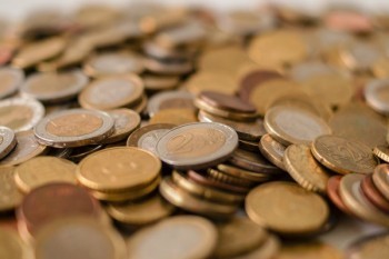 信用卡分期金額不足是什么意思？還能一次還清嗎？