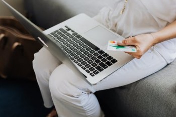 信用卡協(xié)商停息掛賬分期