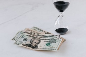 信用卡逾期幾天不算逾期？逾期不給減免怎么辦？