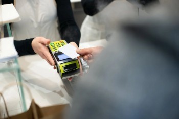 信用卡逾期記錄怎么消除？以前有逾期記錄怎么辦？