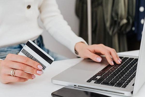 網(wǎng)上申請(qǐng)信用卡哪個(gè)銀行好申請(qǐng)