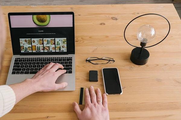 信用卡逾期六天