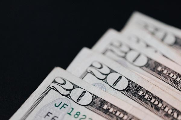 中國(guó)銀行信用卡停息掛賬電話號(hào)碼是多少？影響征信嗎？