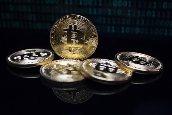 信用卡到期被拒絕續(xù)卡怎么辦？會自動注銷嗎？