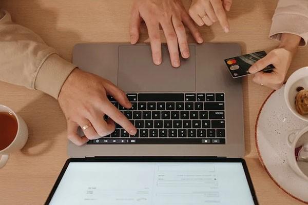 信用卡逾期怎么辦理停息分期？影響信用嗎？