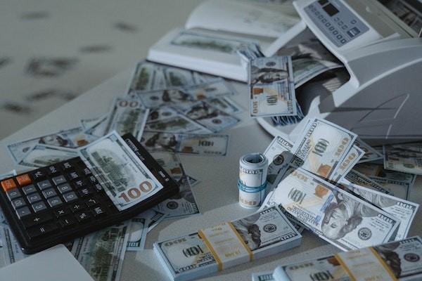 中國(guó)銀行信用卡逾期利率怎么算？怎么和銀行協(xié)商？