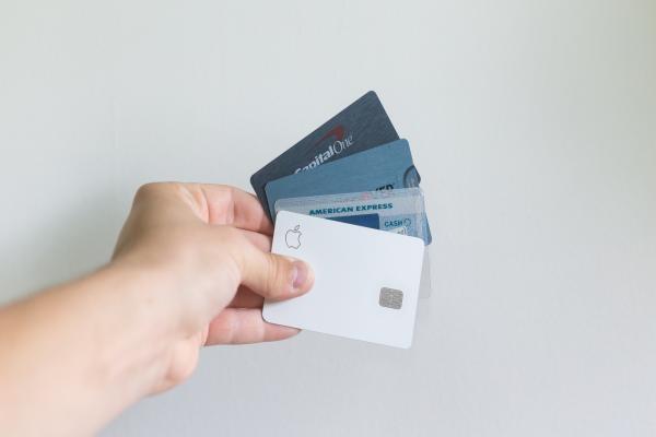浙商銀行信用卡申請方式？信用卡申請條件？