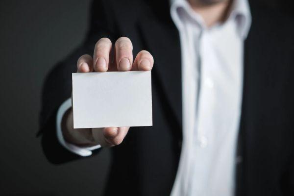 信用卡逾期銀行沒有通知的原因是什么？怎么辦？