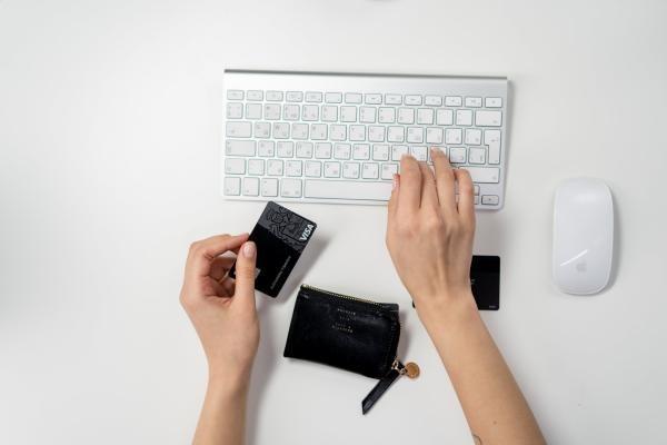 信用卡逾期銀行到家家訪是真的嗎？可以拒絕嗎？