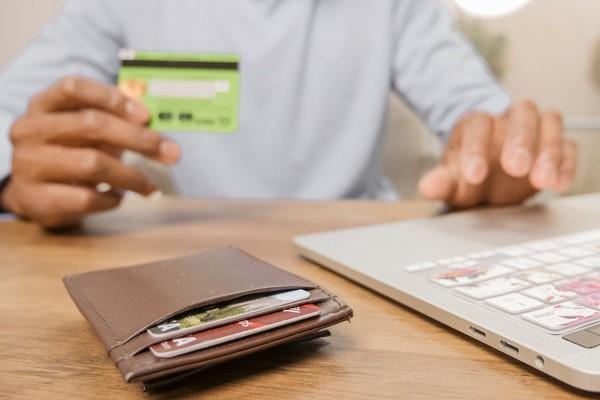 抖音放心借是套路貸嗎？放心借查信用嗎？