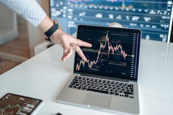 華夏信用卡逾期2天上信用嗎？逾期2天會(huì)影響信用卡使用嗎