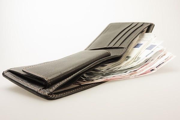 平安銀行信用卡減免一半本金可信嗎？怎么協(xié)商免息還款？