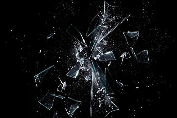 工商銀行信用卡晚了一天還款會怎樣？晚了一天還款會凍結卡嗎？