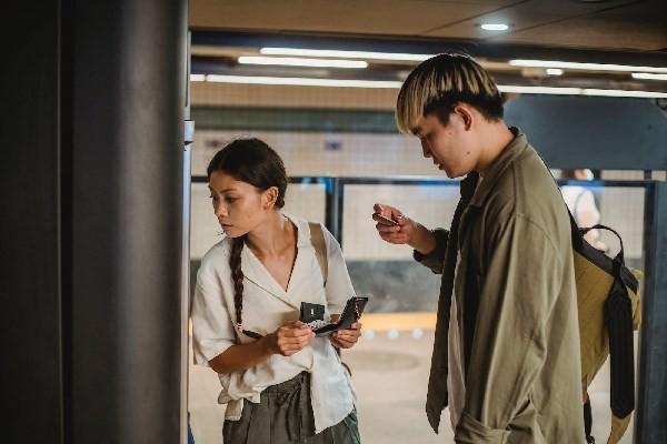 京東逾期會(huì)不會(huì)凍結(jié)銀行卡和微信？多久上信用？