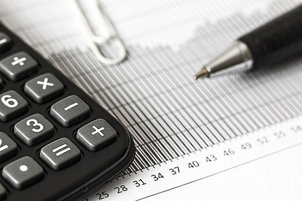 信用卡逾期別的銀行能查到嗎？怎么跟銀行協(xié)商解決分期？