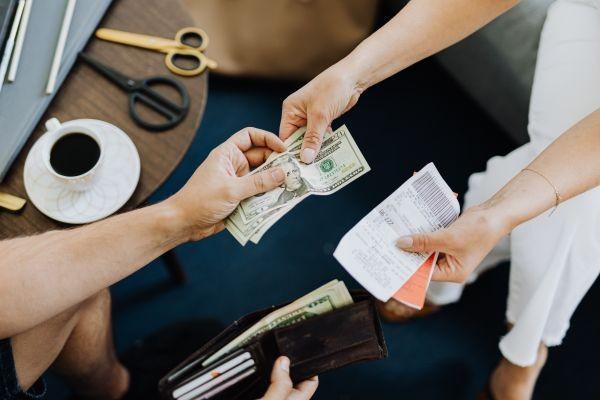 建行信用卡逾期違約金可以申請減免嗎？逾期協(xié)商話術(shù)有哪些？
