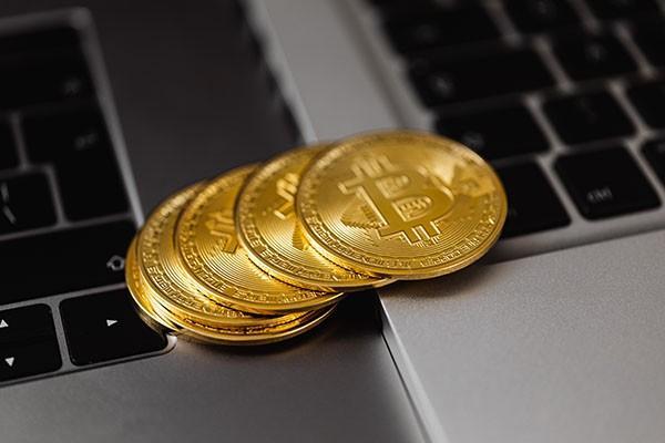 網(wǎng)上貸款是不是影響辦信用卡？影響信用卡額度嗎？