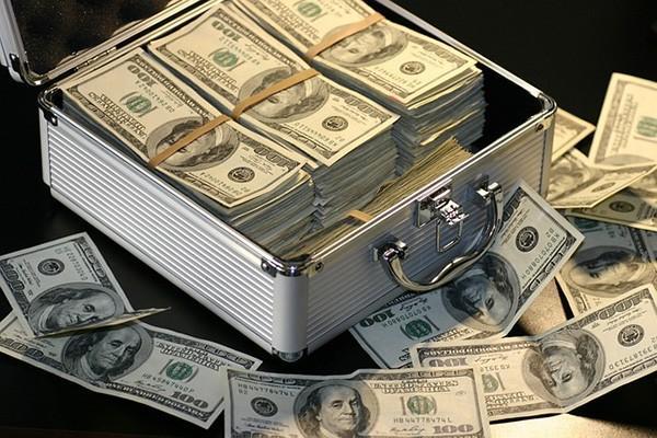 度小滿金融逾期兩天會咋樣？逾期一年多會不會限制消費(fèi)？