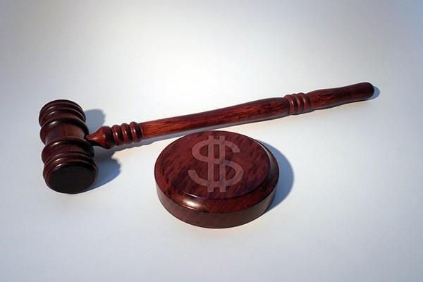 平安信用卡逾期寬限幾天？額度降低的可能原因？