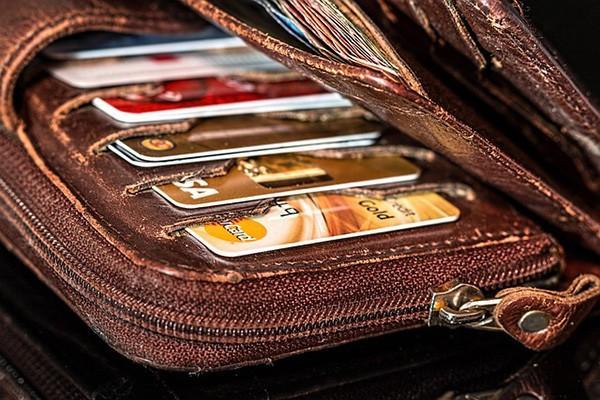中信信用卡逾期協(xié)商還款步驟是什么？協(xié)商后還能用嗎？