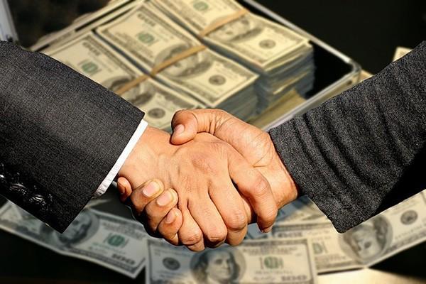 交通銀行信用卡上門了怎么應(yīng)對(duì)，逾期上門了合法嗎？