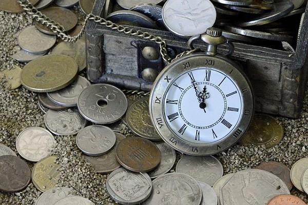 信用卡逾期10天怎么解決？利息和違約金能免嗎？