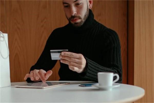 成年怎么申請信用卡額度？申請信用卡額度要注意什么？