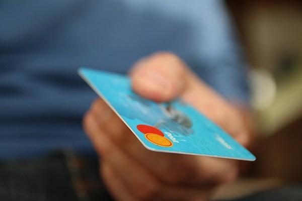 光大銀行信用卡逾期最新政策調(diào)整，怎么協(xié)商減免？