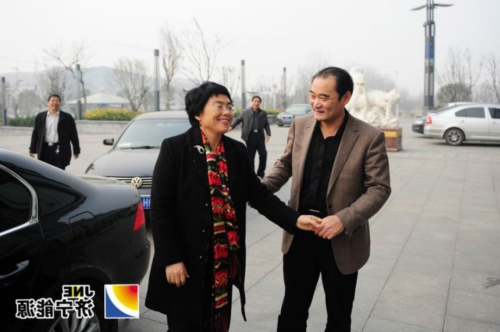 济宁市政协领导到集团公司看望市政协国资委、驻济企业组委员