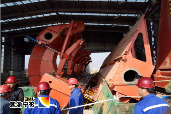 物流公司火车翻车机顺利实现试运转