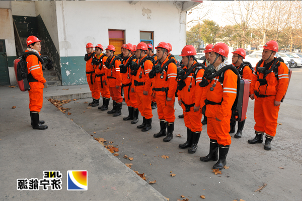 运河矿举行兼职救护队模拟实战技能训练活动