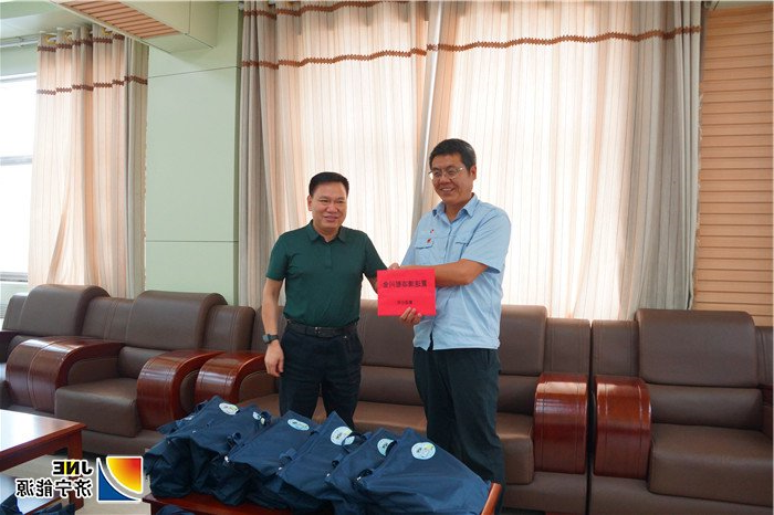 1565314988138407.jpg 3楚.jpg