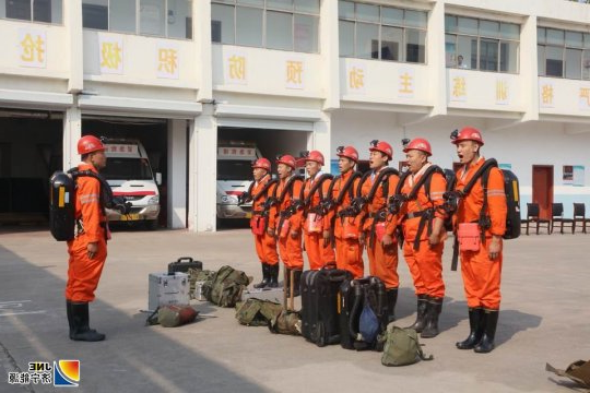 集团公司救护中队顺利通过2019年矿山救护标准化建设检查验收