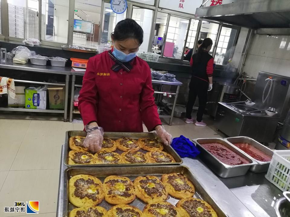 2019年11月25日，阳城煤电餐厅“有料”营造出“家”的氛围.jpg
