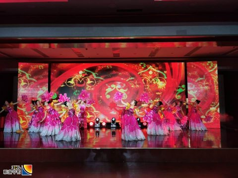 霄云煤矿举办迎新春联欢会